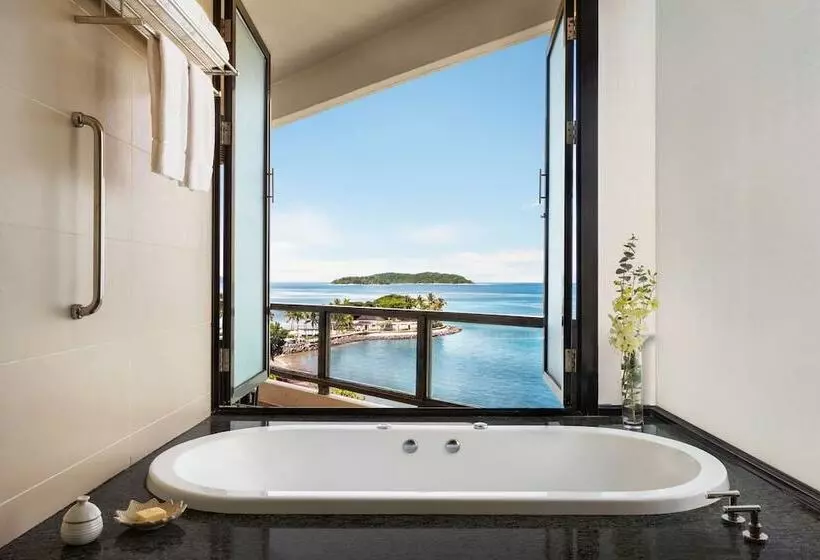 Deluxe Suite Sea View, Shangri La Tanjung Aru, Kota Kinabalu