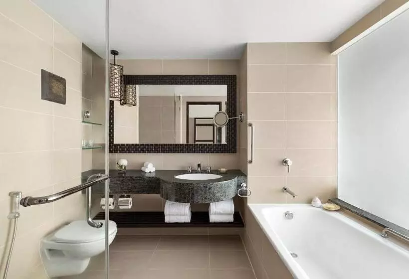 اتاق استاندارد با تخت بزرگ, Shangri La Tanjung Aru, Kota Kinabalu