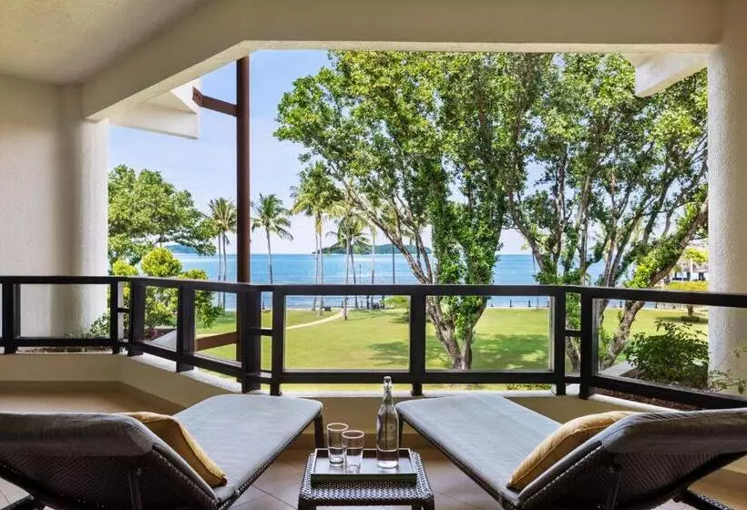 سوئیت اجرایی با چشم‌انداز دریا, Shangri La Tanjung Aru, Kota Kinabalu