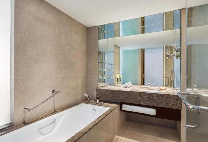 클럽 룸 킹침대, Shangri La Tanjung Aru, Kota Kinabalu