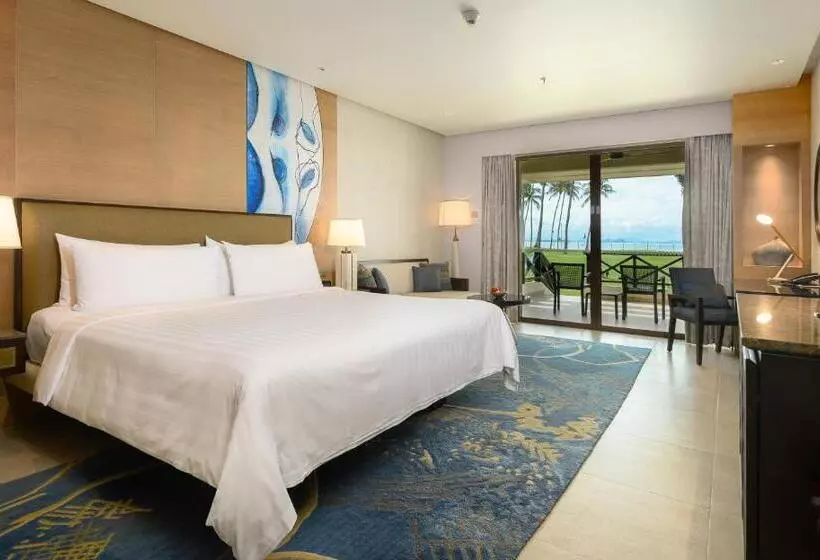 Club Room King Bed, Shangri La Tanjung Aru, Kota Kinabalu