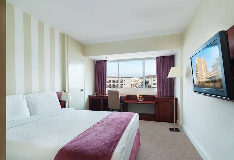 اتاق کلاسیک, Al Falaj