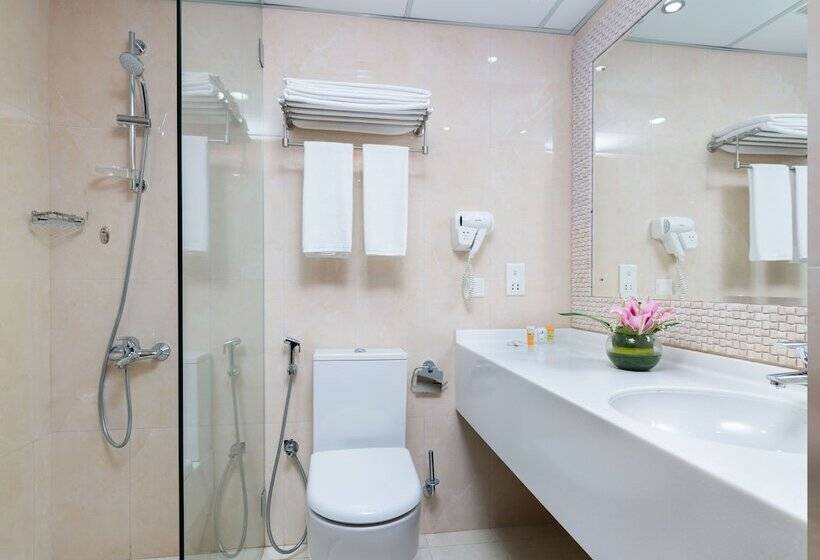 اتاق لوکس, Al Falaj