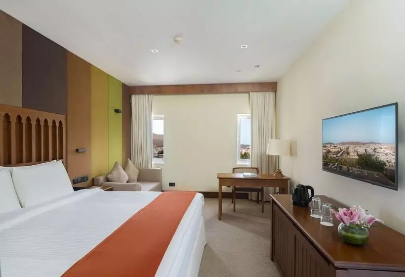 デラックスルーム, Al Falaj