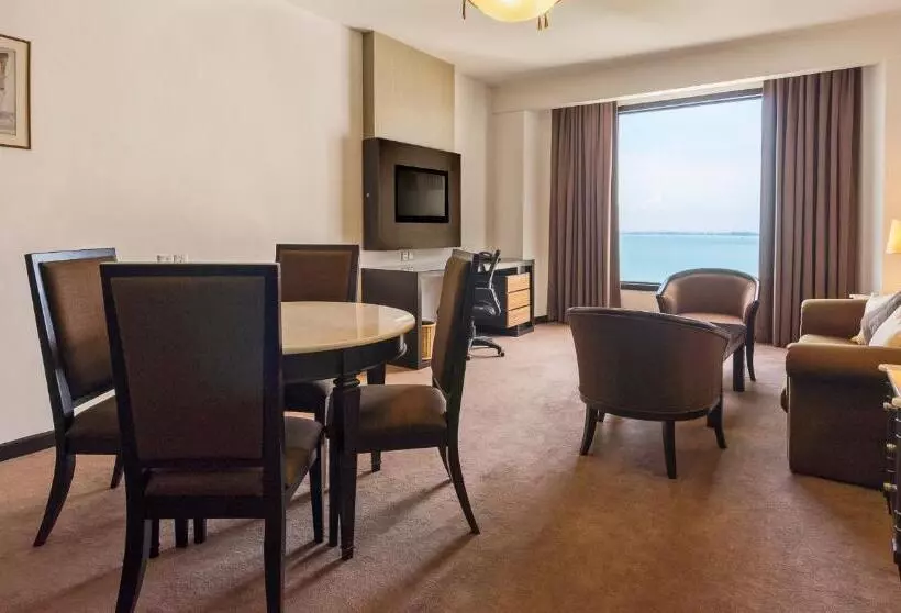 スイート, Bayview Hotel Georgetown Penang
