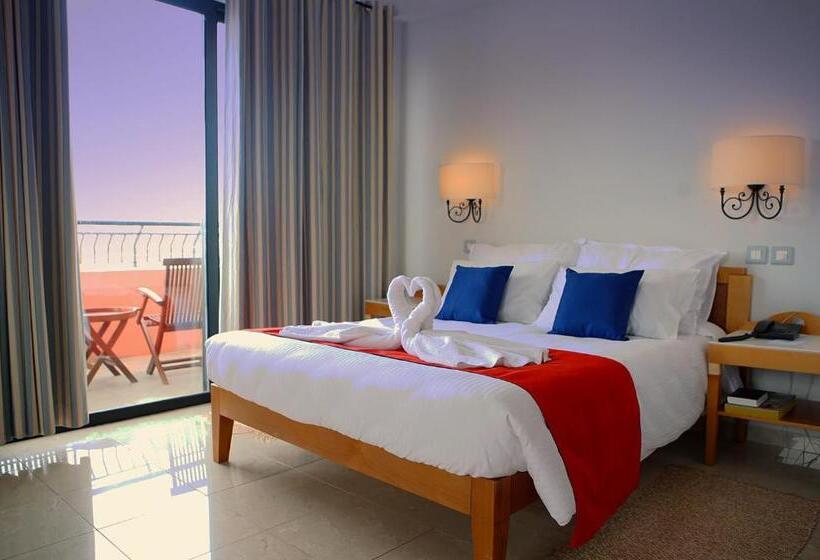 Triple Room Sea View, Calypso