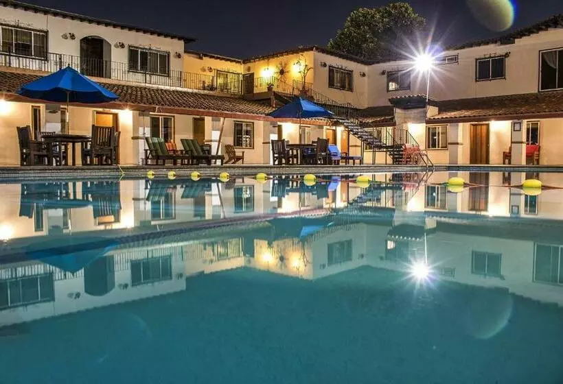 سوییت جونیور با بالکن, Casa Del Sol