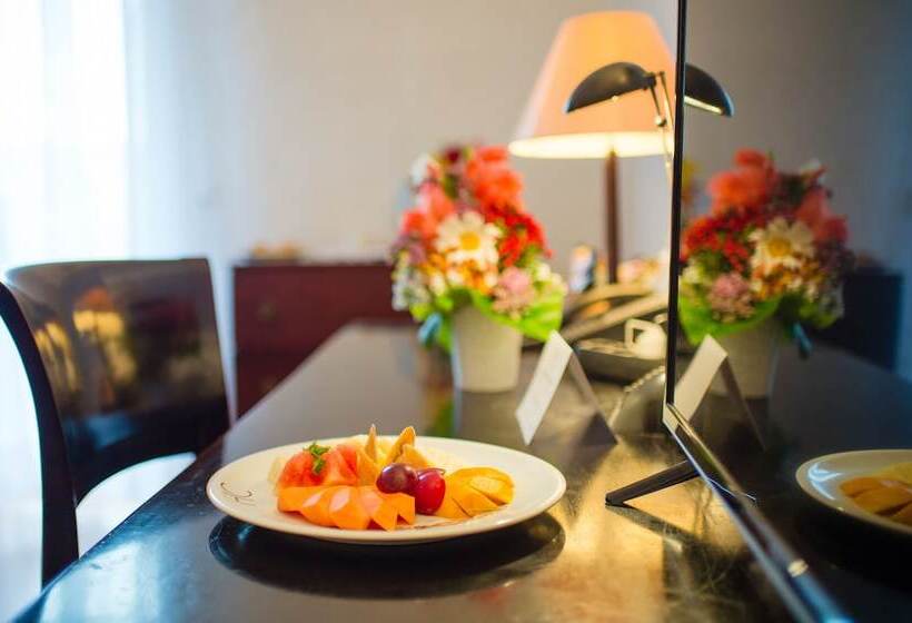 エクゼクティブルーム, Hôtel Colbert   Spa & Casino