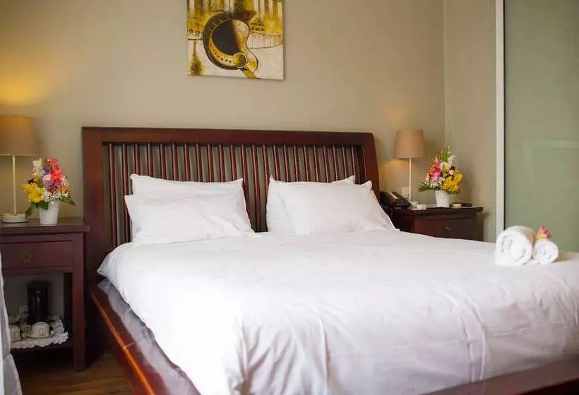 اتاق کلاس بیزنس, Hôtel Colbert   Spa & Casino