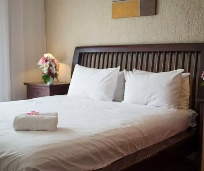 اتاق کلاس بیزنس, Hôtel Colbert   Spa & Casino