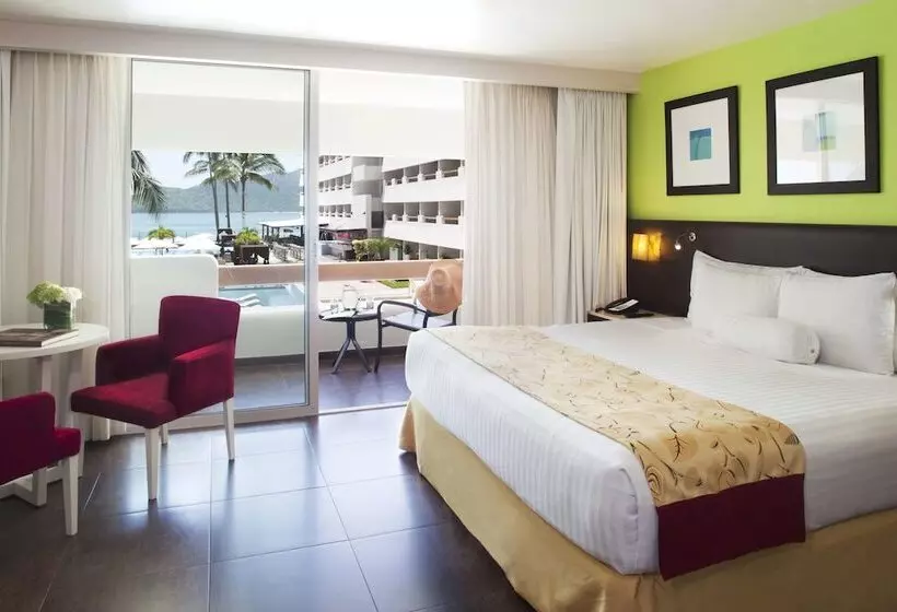اتاق پرستیژ, Emporio Mazatlan