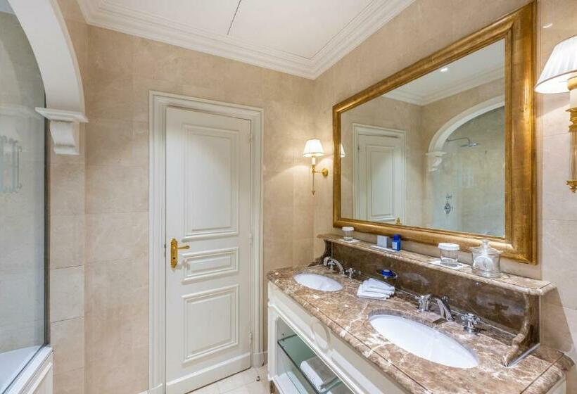 디럭스 룸 도시 전망, Hôtel Hermitage Monte Carlo