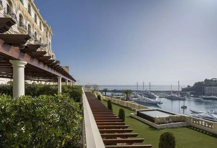 سوییت جونیور با چشم‌انداز دریا, Hôtel Hermitage Monte Carlo