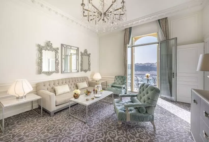 سوییت با چشم‌انداز دریا, Hôtel Hermitage Monte Carlo