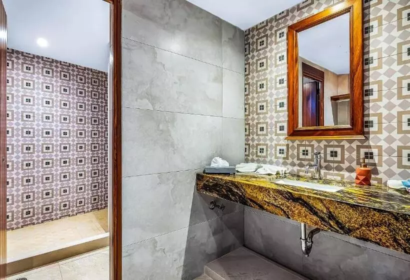اتاق لوکس, Marboka Hotel & Suites