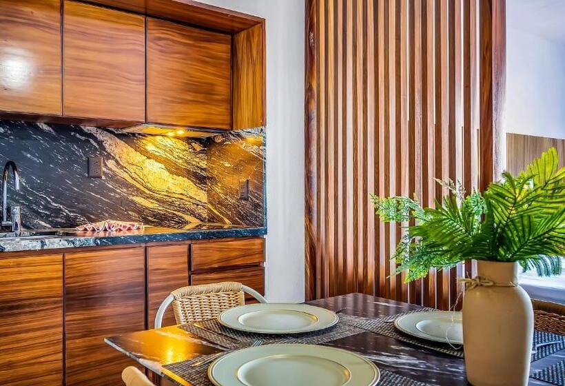 جناح بغرفتي نوم, Marboka Hotel & Suites