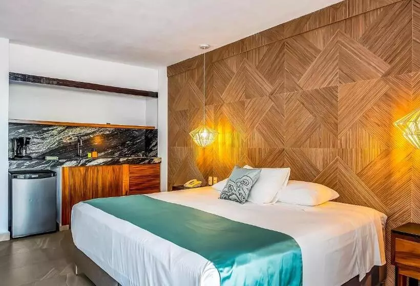 استودیو استاندارد با تراس, Marboka Hotel & Suites