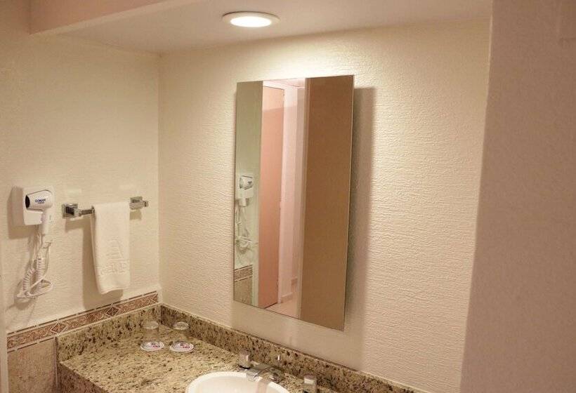 اتاق استاندارد با 2 تخت دوبل, Pf