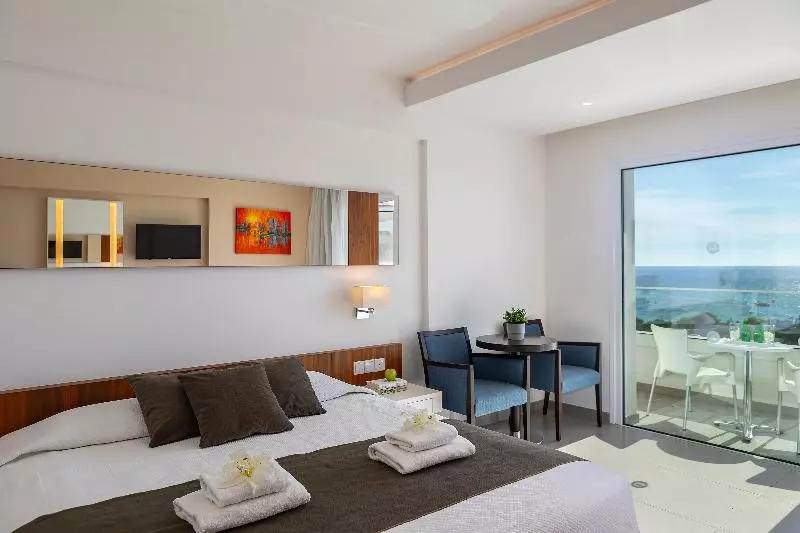 キングサイズベッドのスイートルーム, Quinta Real Guadalajara