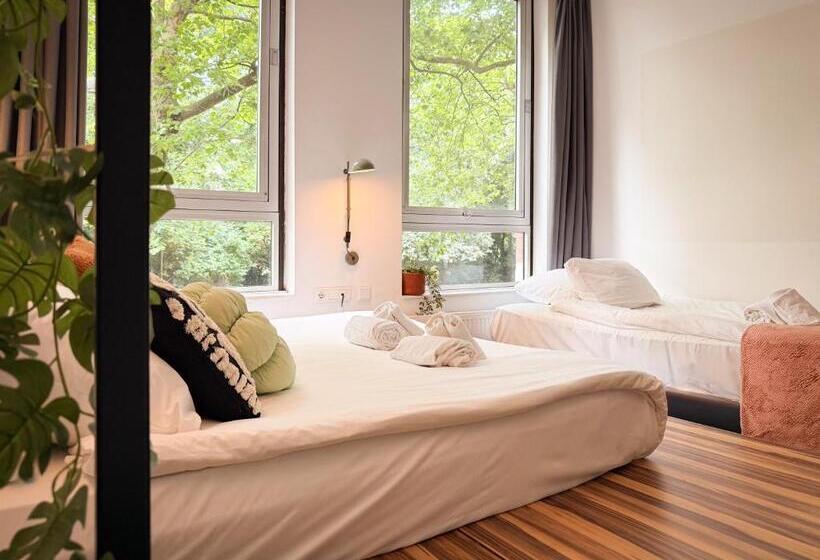 اتاق راحتی سه تخته, De Pijp Boutique Hotel