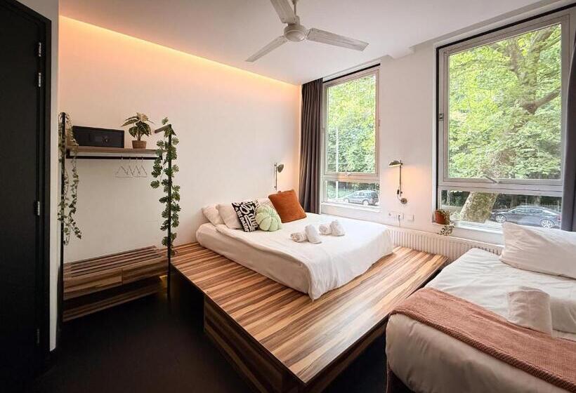 اتاق راحتی سه تخته, De Pijp Boutique Hotel