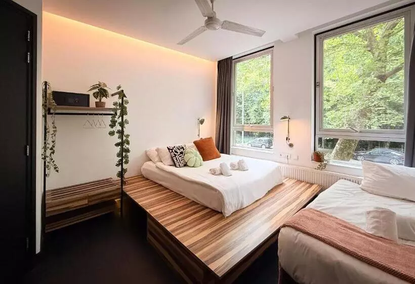 اتاق راحتی سه تخته, De Pijp Boutique Hotel