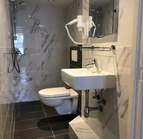 اتاق استاندارد سه نفره, Facade Hotel Amsterdam