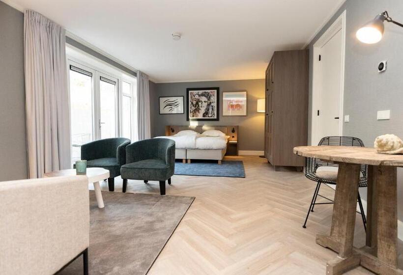 ‫فيلا غرفة نوم واحدة, Grand Hotel Opduin