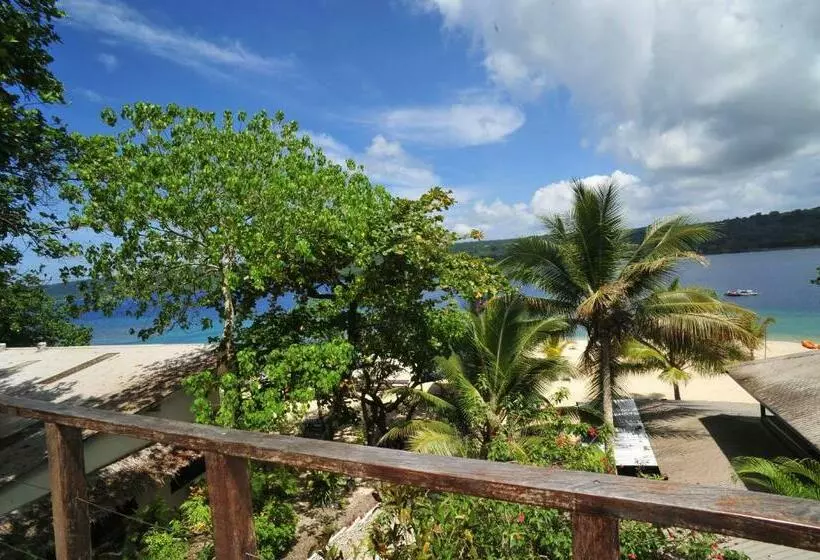تختخواب در اتاق مشترک, Hideaway Island Resort