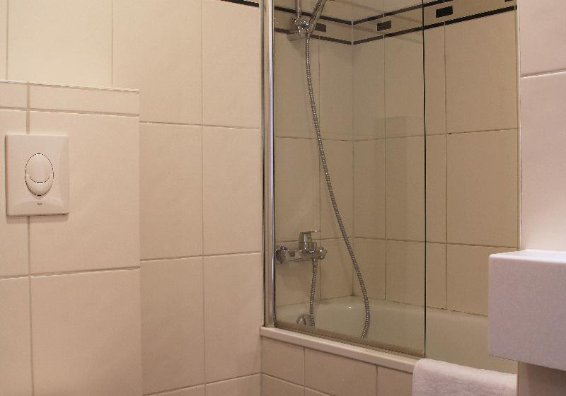 غرفة قياسية فردية, Apollofirst Boutique