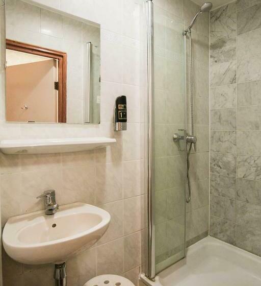 اتاق استاندارد با سرویس بهداشتی مشترک, Atlanta