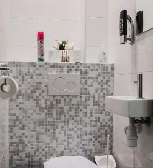 اتاق استاندارد با سرویس بهداشتی مشترک, Atlanta