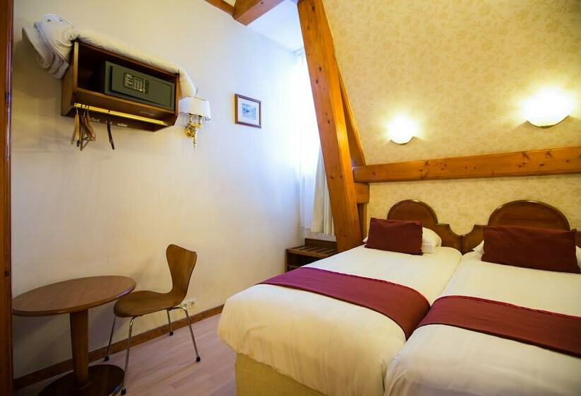 اتاق استاندارد با سرویس بهداشتی مشترک, Atlanta