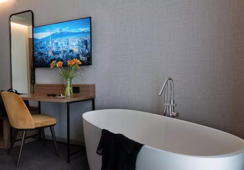コンフォートルーム, Bastion Hotel Amsterdam Noord