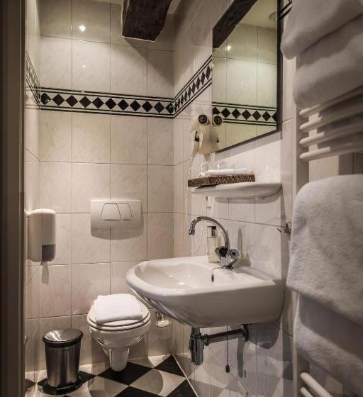 חדר סופריור, De Limbourg