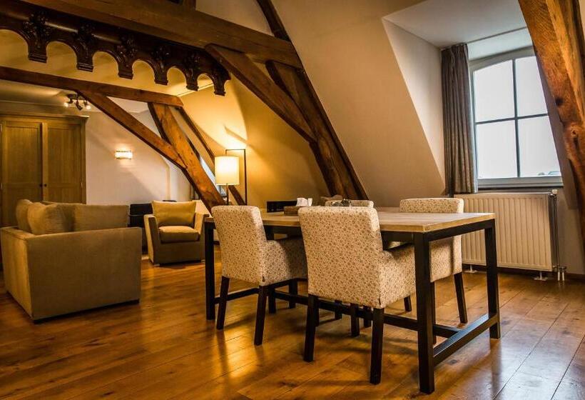 דירת חדר, De Limbourg