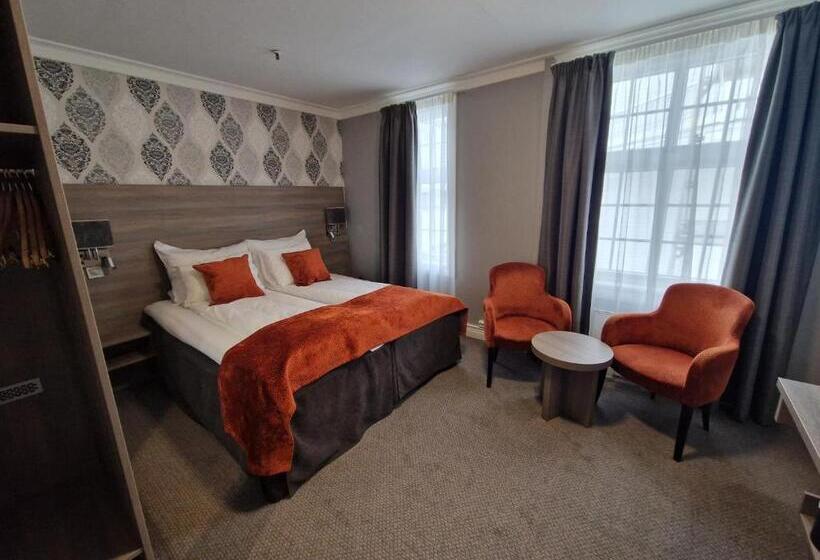 Standardzimmer, Dr. Holms
