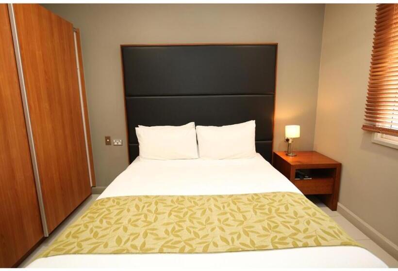 프리미엄 스위트, Ela Beach Hotel & Apartments