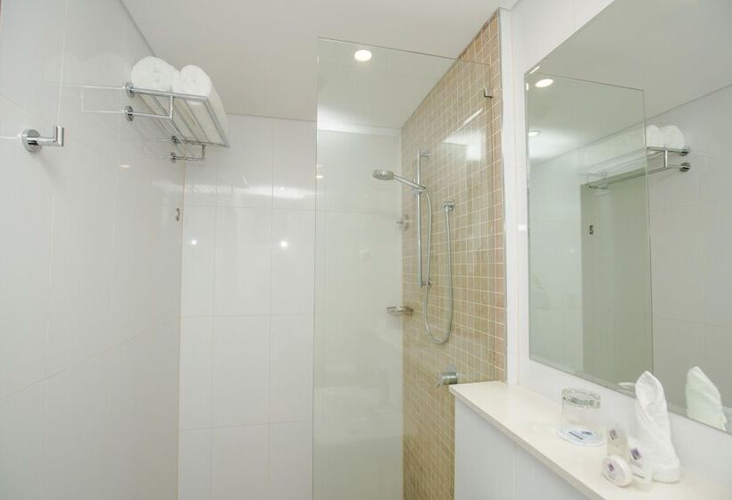 اتاق پرمیوم, Ela Beach Hotel & Apartments