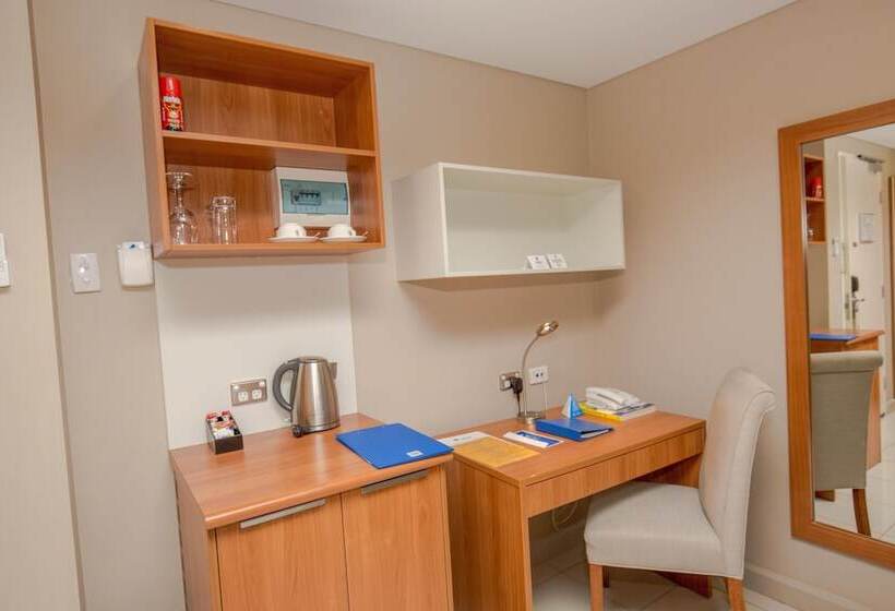 اتاق پرمیوم, Ela Beach Hotel & Apartments