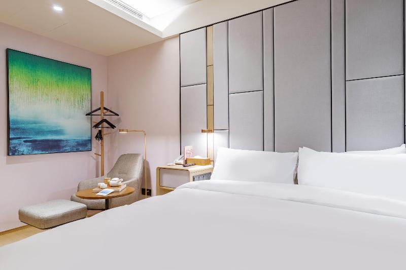 اتاق عادی, Flipper Amsterdam