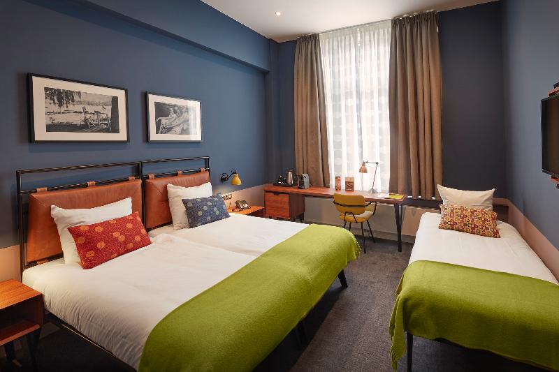 スタンダードトリプルルーム, Lion D Or