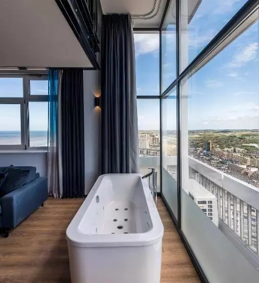 اتاق اساندارد با چشم‌انداز جانبی به دریا, Palace Hotel Zandvoort