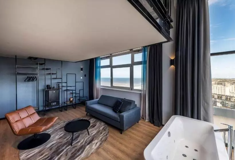 اتاق اساندارد با چشم‌انداز جانبی به دریا, Palace Hotel Zandvoort