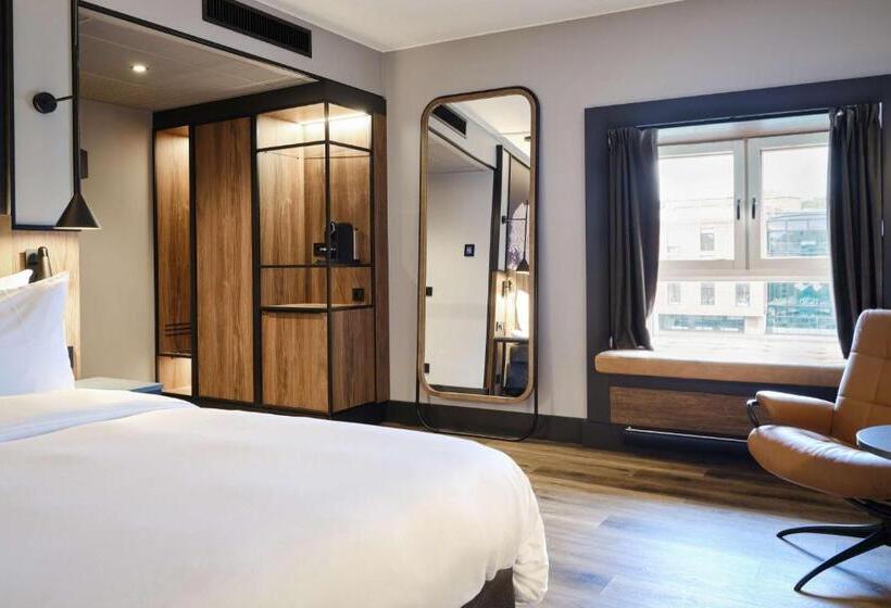 غرفة سوبيريور مطلّة علي النهر, Radisson Blu Royal Garden Hotel, Trondheim