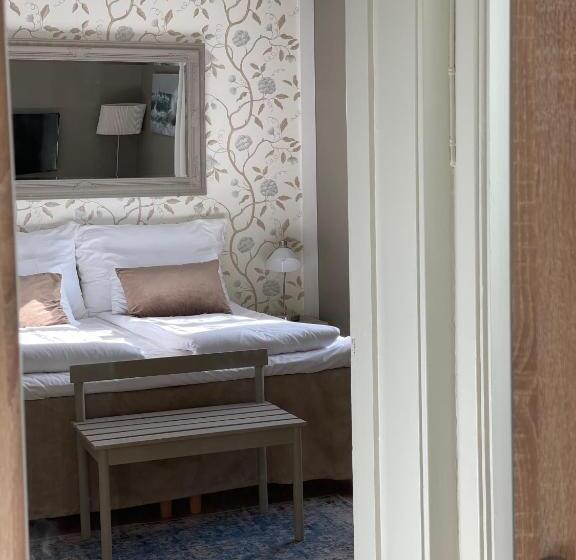 Quarto Estandar, Risør