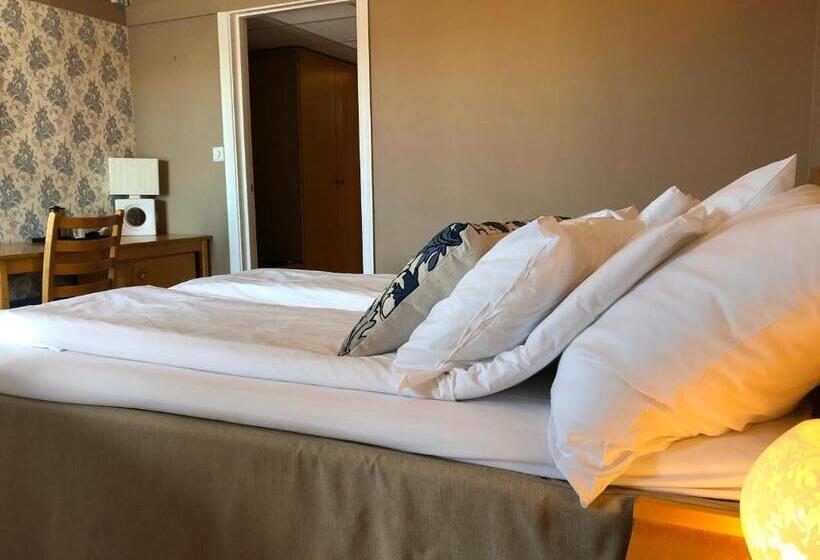 Quarto Estandar Vista Mar, Risør