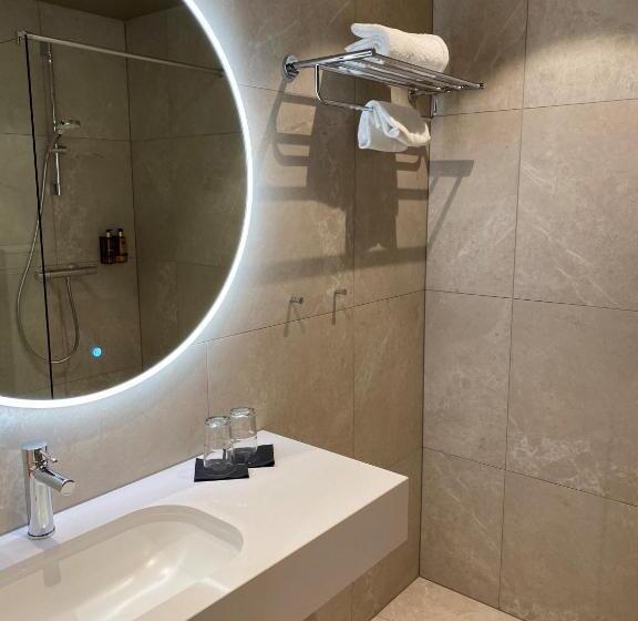 חדר סופריור, Rognan