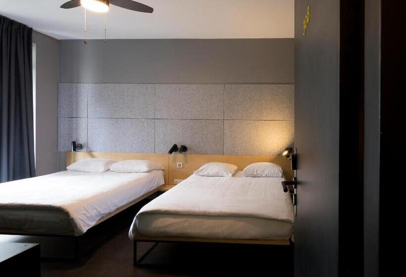 اتاق خانوادگی, De Pijp Boutique Hotel