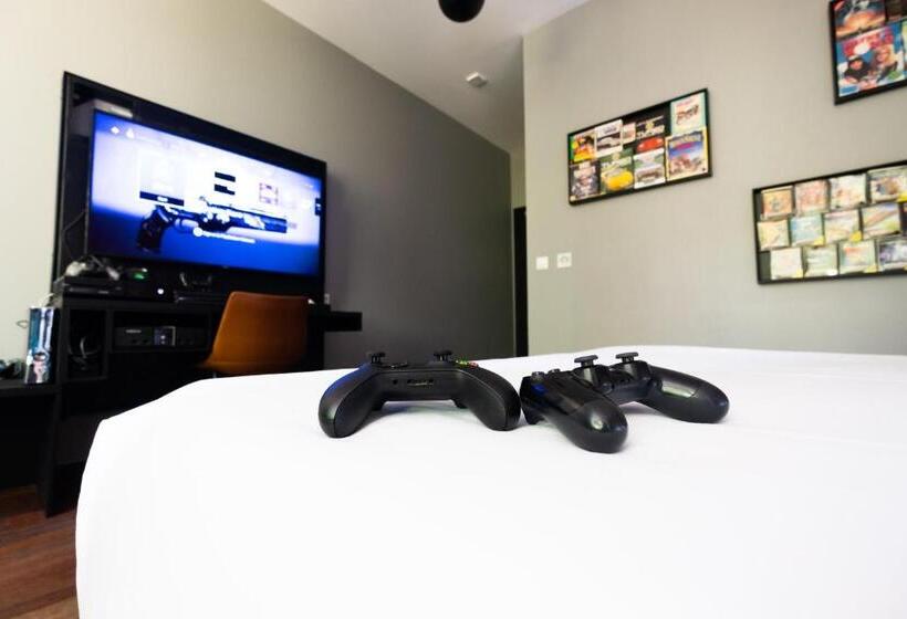 سوییت لوکس, De Pijp Boutique Hotel